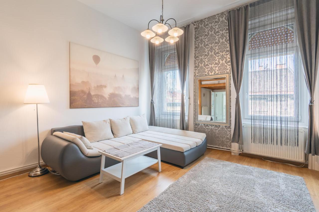 Apartamento Bright Nest Liszt Academy Budapest Exterior foto